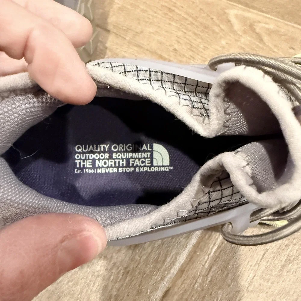 The North Face Oxeye Tech Shoes Womens Size 9.5 Gray Moonstone Trail Running